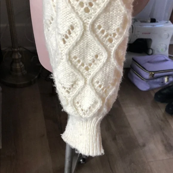 Cream Knit Women's Sweater - Picture 4 of 5